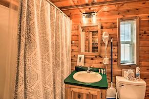 Charming New Bern Log Cabin - Pets Welcome!