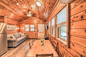 Charming New Bern Log Cabin - Pets Welcome!