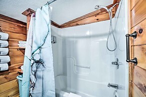 Charming Jamestown Cabin w/ Large Backyard!