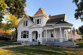 Charming Mt Pleasant Home in Historic Dtwn!