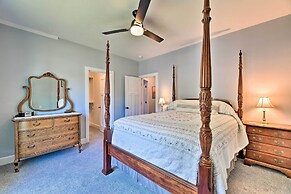 Charming Lake Erie Getaway: Walk to Beach!