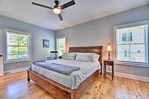 Charming Lake Erie Getaway: Walk to Beach!