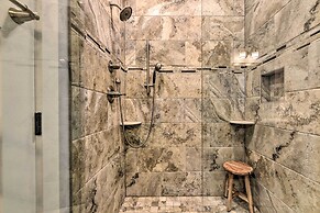 Charming Lake Erie Getaway: Walk to Beach!