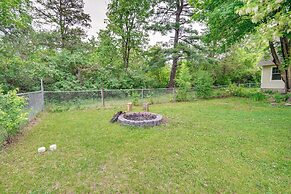 Charming Taylors Falls Home w/ Deck, Fire Pit