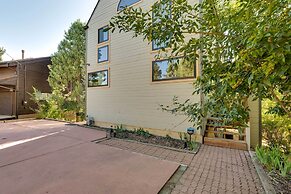 Colorado Retreat ~ 3 Mi to Cheyenne Mountain Zoo!