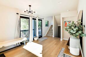 Colorado Retreat ~ 3 Mi to Cheyenne Mountain Zoo!