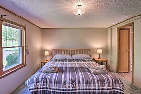 Charming Burdett Home With Grill, Gazebo + Yard