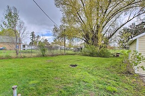 Convenient Preston Retreat w/ Private Yard!