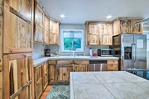 Coos Bay Retreat < 2 Mi to Marina & Casino!