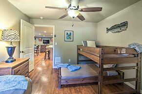 Coos Bay Retreat < 2 Mi to Marina & Casino!