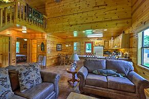 Dream Valley Mountain View Cabin w/ Covered Porch!