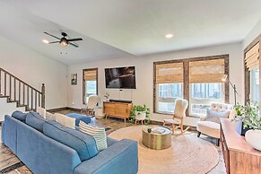 Tool Waterfront Home w/ Hot Tub & Fire Pit!