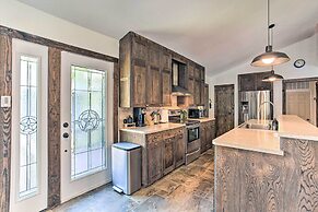 Tool Waterfront Home w/ Hot Tub & Fire Pit!