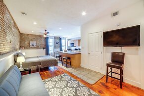 Cozy Lowell Studio ~ 19 Mi to Grand Rapids!