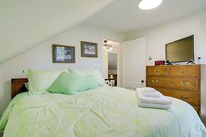 Cozy Historic Wakefield Home Close to Beaches