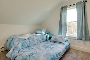 Cozy Historic Wakefield Home Close to Beaches