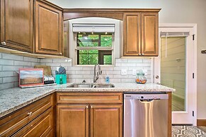 Cozy Townsend Condo, Resort-style Amenities!