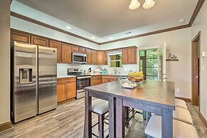 Cozy Townsend Condo, Resort-style Amenities!