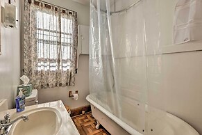 Family-friendly Marlinton Home: Walk Downtown!