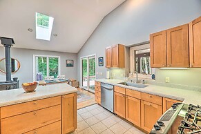 Cozy Whitehall Hideaway w/ Hot Tub + Chiminea!