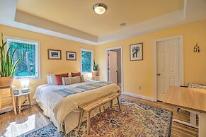 Cozy Whitehall Hideaway w/ Hot Tub + Chiminea!