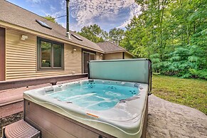 Cozy Whitehall Hideaway w/ Hot Tub + Chiminea!