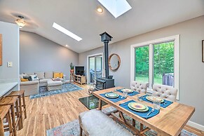 Cozy Whitehall Hideaway w/ Hot Tub + Chiminea!