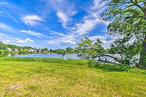 Cozy Ishpeming Cottage w/ Lake & Park Views!