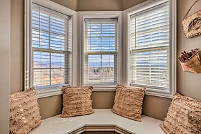 Large, Cozy Midway Studio w/ Mountain Views!