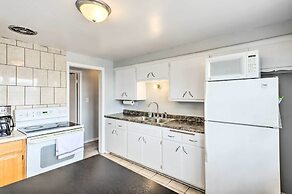 Cozy Milwaukee Home: 3 Mi to Whitefish Bay!