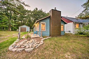 East Tawas Cabin w/ Deck, Backyard & Fire Pit!