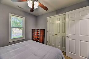 Cozy Pantego Cottage ~ 5 Miles to Belhaven!