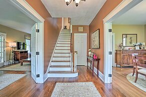 Elegant Charles Town Home: Grill, Walk Dtwn!
