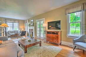 Elegant Charles Town Home: Grill, Walk Dtwn!