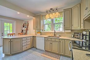 Elegant Charles Town Home: Grill, Walk Dtwn!