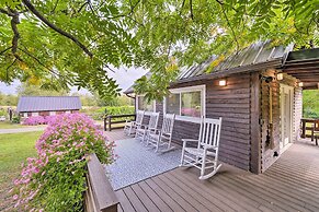 Cozy Ferndale Studio on 20-acre Working Farm!