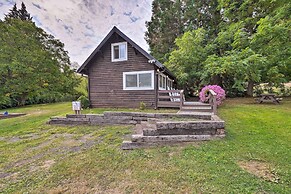 Cozy Ferndale Studio on 20-acre Working Farm!