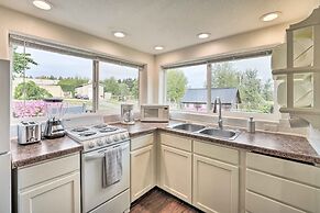 Cozy Ferndale Studio on 20-acre Working Farm!