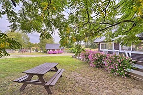 Cozy Ferndale Studio on 20-acre Working Farm!