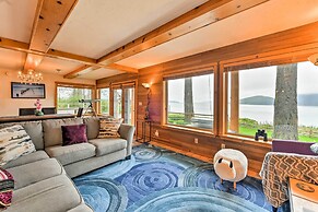 Custom Guemes Home w/ Spectacular Water Views!