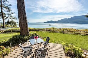 Custom Guemes Home w/ Spectacular Water Views!