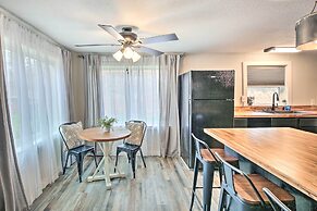 11 Mi to Lake Ouachita: Family Cabin w/ Yard