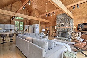 Elegant & Quiet Maine Escape w/ Sauna & Deck!