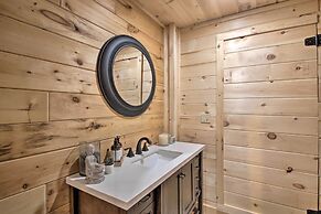 Elegant & Quiet Maine Escape w/ Sauna & Deck!