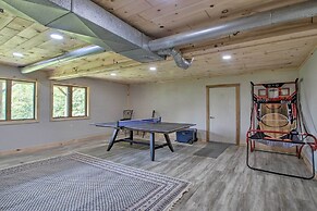 Elegant & Quiet Maine Escape w/ Sauna & Deck!