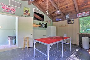 Cozy Sevierville Condo: Balcony, Pool Access