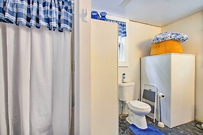 Hartford Cottage w/ Private Beach on Bear Pond!