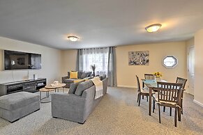 Glen Cove Home: Walk to Boardwalk + Dining!