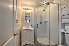 Glen Cove Home: Walk to Boardwalk + Dining!