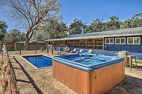 Howdy Haus: Pool + Hot Tub + Outdoor Space